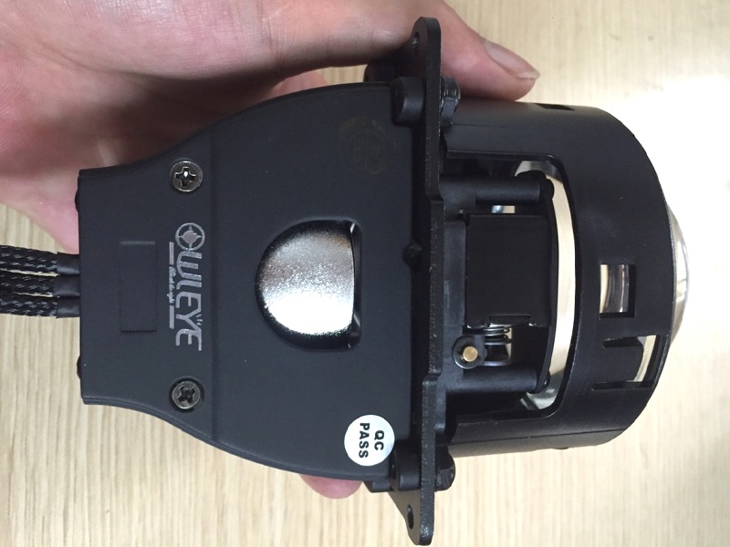 do-bi-led-o-to-chinh-hang-tai-ha-noi-1