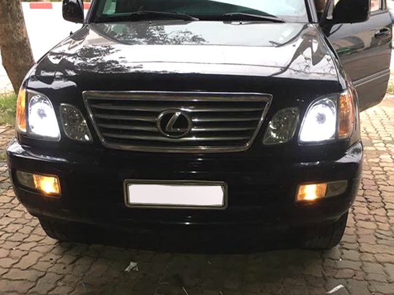 do-bi-led-o-to-chinh-hang-tai-ha-noi