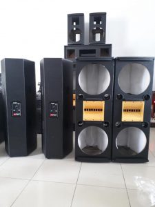 tu-tay-lam-hop-loa-sieu-tram-o-to-tai-nha-qua-vai-buoc-don-gian (2)