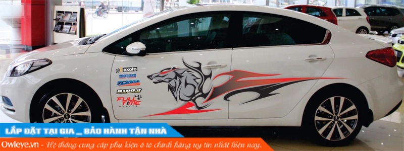 nhung-mau-decal-noi-bat-nhat-cho-xe-hoi-cua-ban-12