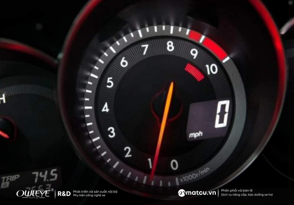 tai-sao-khong-giam-vong-tua-dong-co-o-to-giup-tiet-kiem-nhien-lieu